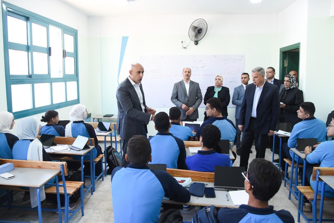 وزير التربية والتعليم ومحافظ الإسكندرية يفتتحان عددًا من المشروعات التعليمية الجديدة 