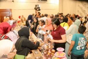 “عالم النجوم” تحتفل بعيدها السادس وتطلق مبادرتها لدعم أصحاب المشاريع الصغيرة بالإسكندرية 4 “عالم النجوم” تحتفل بعيدها السادس وتطلق مبادرتها لدعم أصحاب المشاريع الصغيرة بالإسكندرية