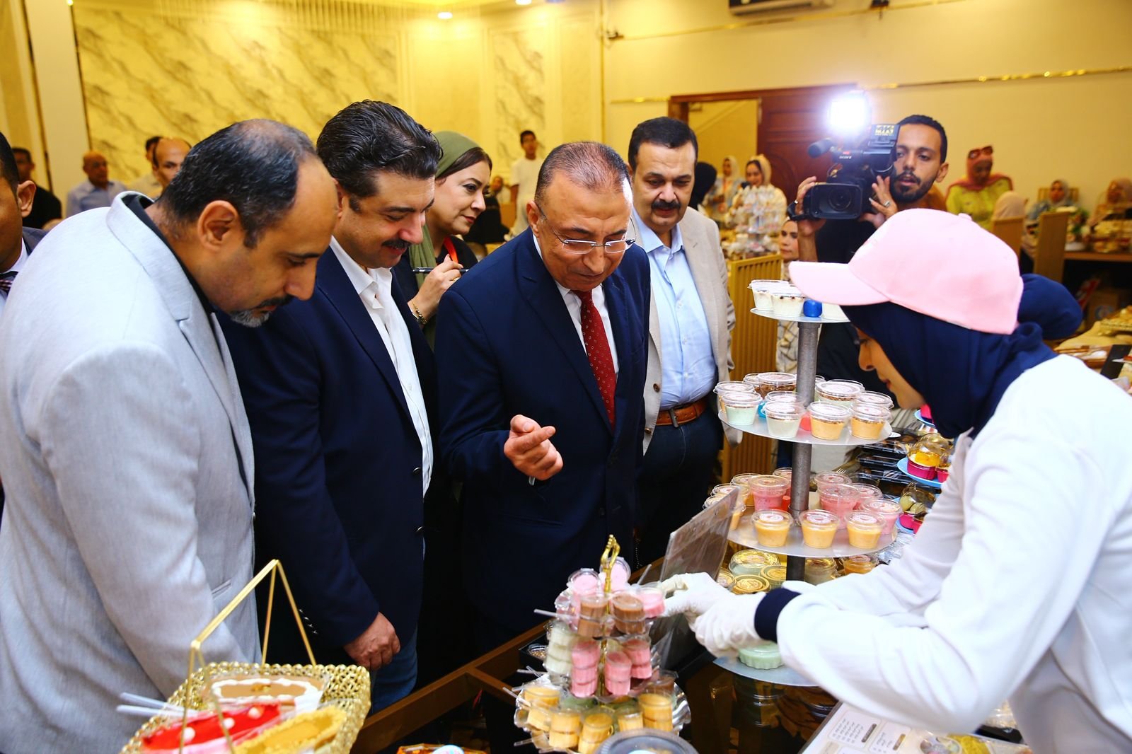 "عدسة تُبدع.. وصورة تتحدث" | عالم النجوم تُكرّم المصور محمد جمال