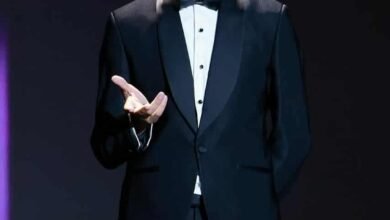 من مهرجان الجونة.. طه دسوقي يقدم فقرة كوميدية ساخرة