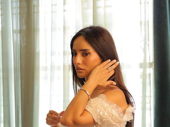 زينة تودع مسلسل ورد وشوكولاته قبل انطلاق عرض الحلقات الخميس