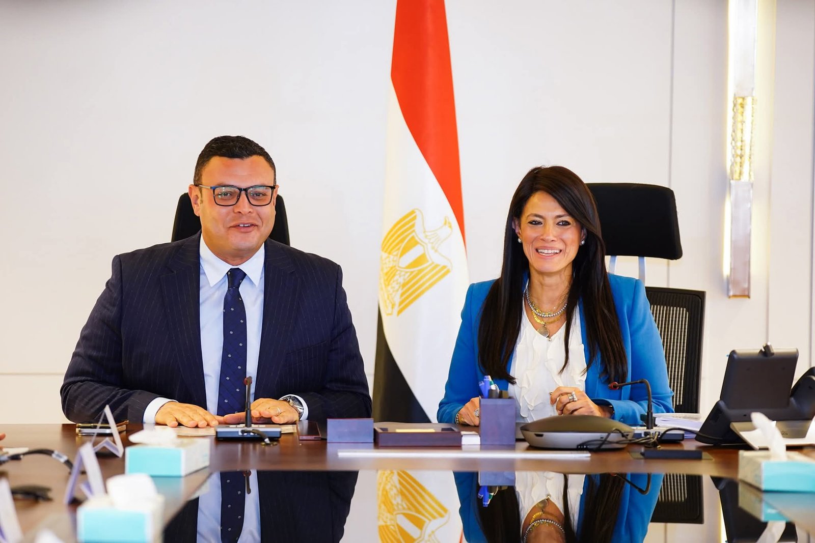 وزيرا التخطيط والإسكان يناقشان الموقف التنفيذي للمبادرة الرئاسية "حياة كريمة" والخطة الاستثمارية للتنمية العمرانية