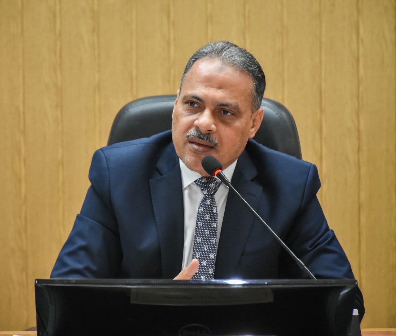 محافظ الشرقية يُصدر كتاباً دورياً لتفعيل خطط الطوارئ لمجابهة التقلبات المناخية وسقوط الأمطار 