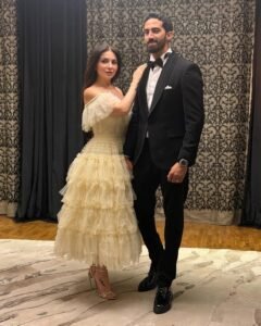 زواج برنسيسة السينما مي عز الدين.. وأحمد السعدني يعلق "زغروطة" 4 زواج برنسيسة السينما مي عز الدين.. وأحمد السعدني يعلق "زغروطة"