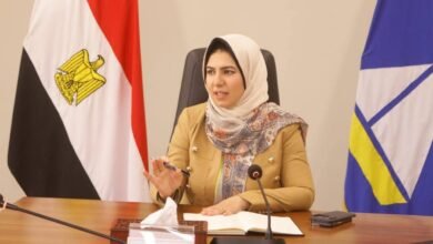 نائب محافظ دمياط تبحث سبل توفير التأمين الصحي والاجتماعي لفئة العمالة الغير منتظمة