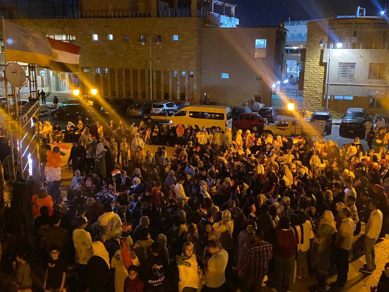الإسكندرية تحتفل بالحضارة المصرية.. ٢٠٤ شاشة توحد المصريين في متابعة افتتاح المتحف الكبير