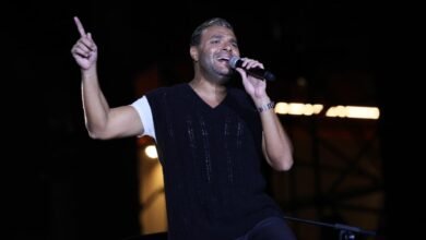 رامي صبري يشعل حفلاً أسطورياً كامل العدد بـ«أرينا القاهرة الجديدة»