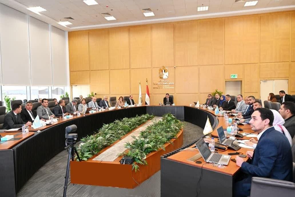 الشربيني يعقد اجتماعه الدوري لمتابعة الموقف التنفيذي لوحدات المبادرة الرئاسية "سكن لكل المصريين" 