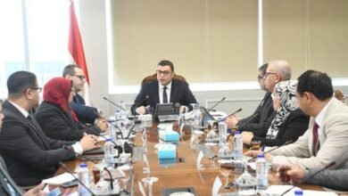 وزير الإسكان يتابع سير العمل بقطاع التخطيط والمشروعات بهيئة المجتمعات العمرانية