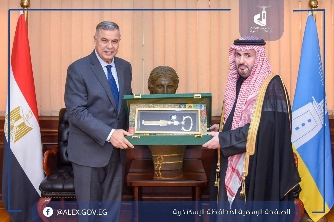 محافظ الإسكندرية يستقبل القنصل العام للمملكة العربية السعودية لدى مصر 4 محافظ الإسكندرية يستقبل القنصل العام للمملكة العربية السعودية لدى مصر