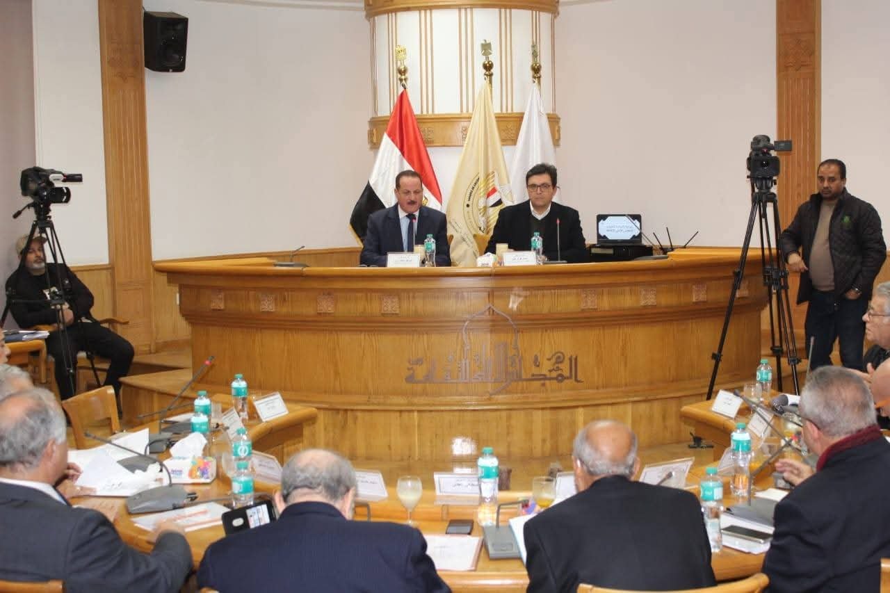 وزير الثقافة يترأس الاجتماع الرابع والسبعين للمجلس الأعلى للثقافة ويُناقش مقترح تشكيل لجانه المتخصصة 2 وزير الثقافة يترأس الاجتماع الرابع والسبعين للمجلس الأعلى للثقافة ويُناقش مقترح تشكيل لجانه المتخصصة