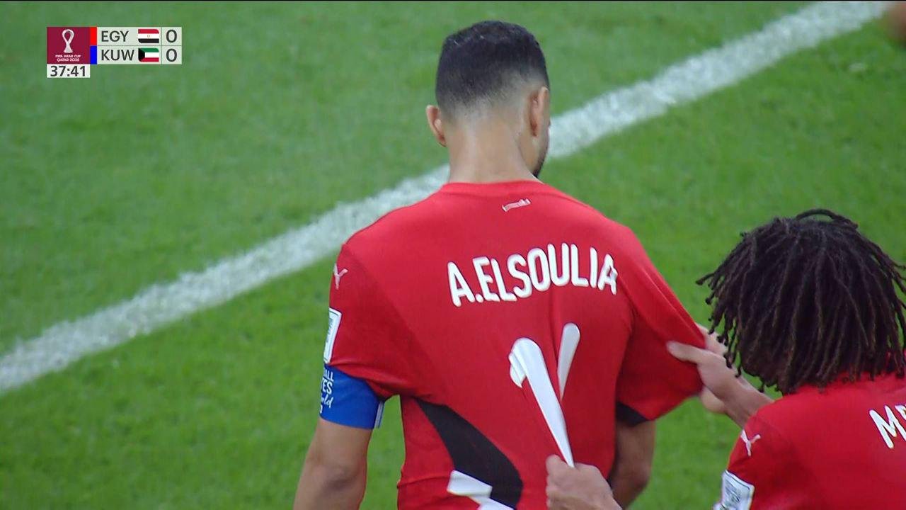 منتخب الفراعنة يضيع فوز سهل ويتعادل مع الكويت