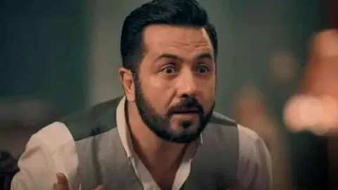 أحمد رفعت عن قلة أعماله: أمي دخلت العناية المركزة 60 يوماً ومحدش رضي يشغلني 2 أحمد رفعت عن قلة أعماله: أمي دخلت العناية المركزة 60 يوماً ومحدش رضي يشغلني