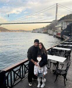 إسراء عبد الفتاح توثق لحظات دافئة مع زوجها الفنان حمدي الميرغني في تركيا 3 إسراء عبد الفتاح توثق لحظات دافئة مع زوجها الفنان حمدي الميرغني في تركيا