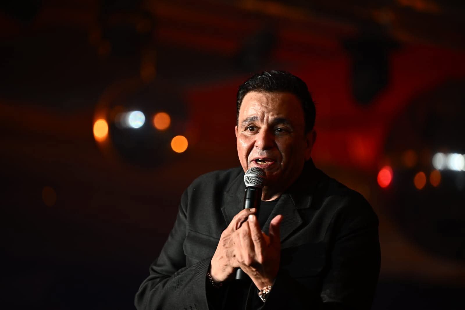 محمد فؤاد يتألق بأضخم حفلات رأس السنة في القاهرة الجديدة 