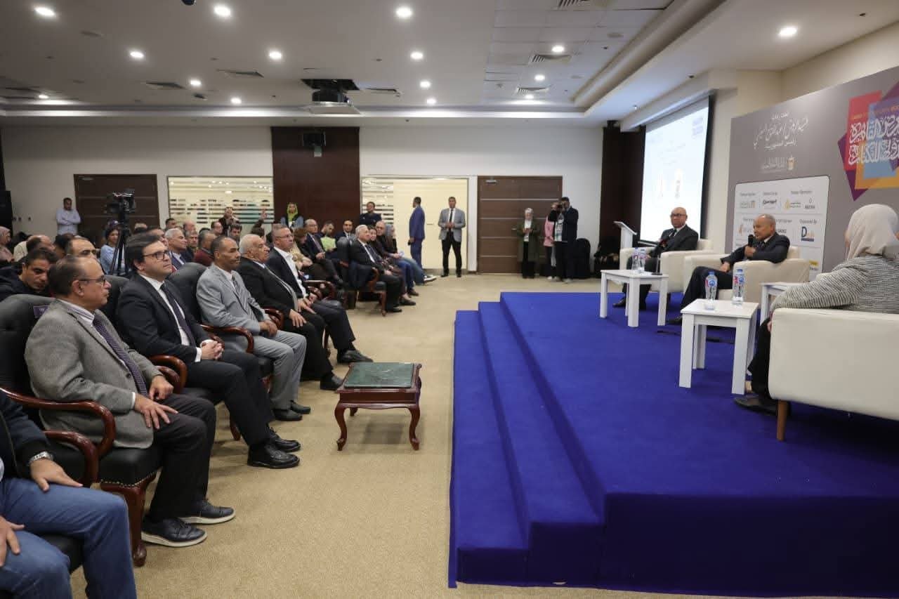 وزير الثقافة يشهد الندوة التثقيفية لمناقشة كتابي «شاهد على الحرب والسلام» و«شهادتي» 