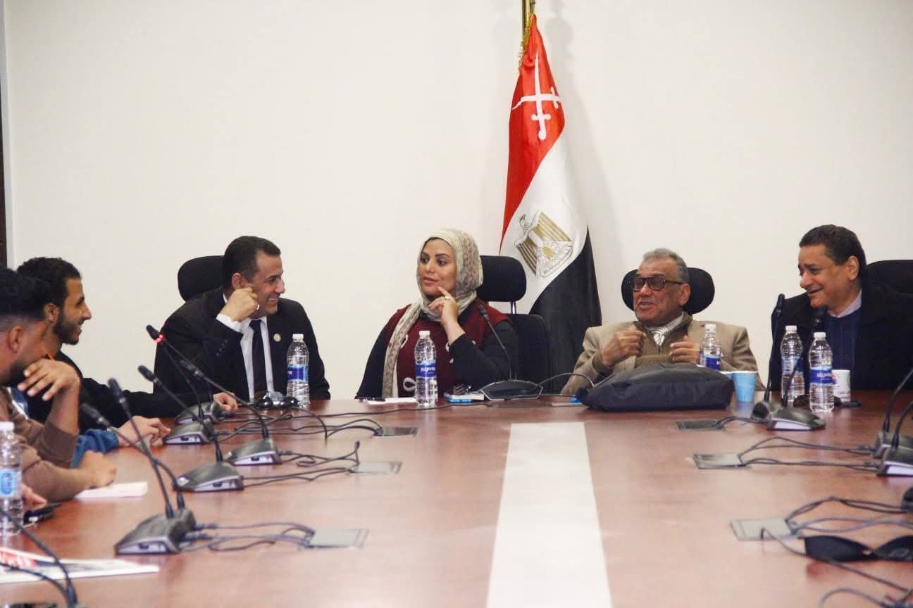 ملتقى شعراء الجامعات يصل إلى محطتي «المنيا» و«الزقازيق»