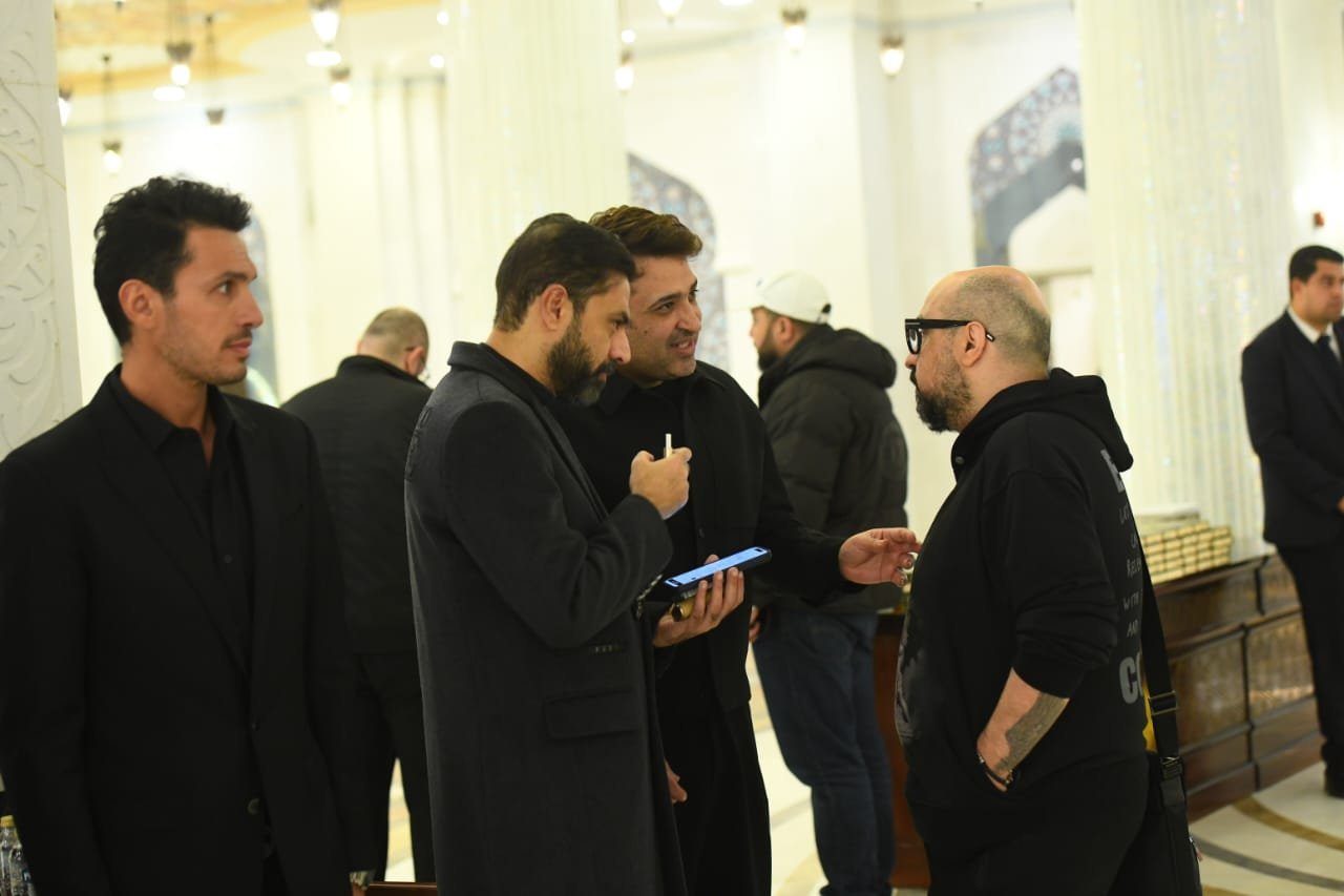 خالد تاج الدين ووليد سعد ووسام عبد المنعم في عزاء والد الموزع أحمد إبراهيم