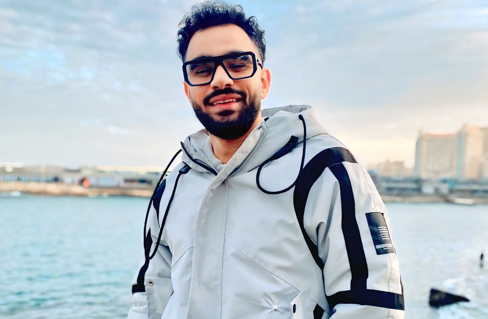 عالم النجوم تهنئ الأستاذ عبد الرحمن سامح بـ عيد ميلاده