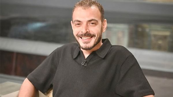 «مشهد الصليب في المسجد».. مخرج درش يكشف كواليس الجدل ورسالة مصطفى شعبان للشباب