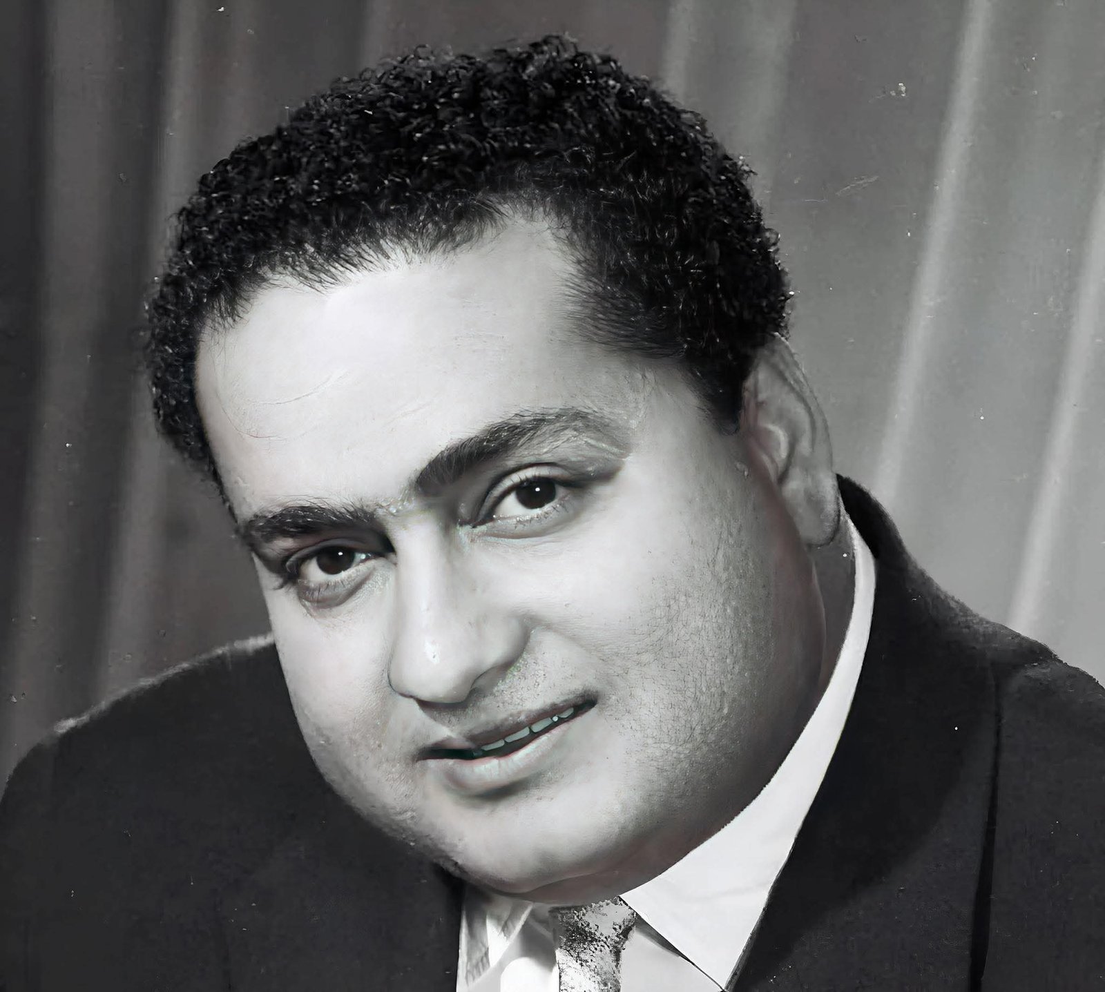 في ذكرى ميلاده.. حكاية المطرب الشعبي الكبير محمد قنديل صاحب الصوت الذي عشقته الجماهير