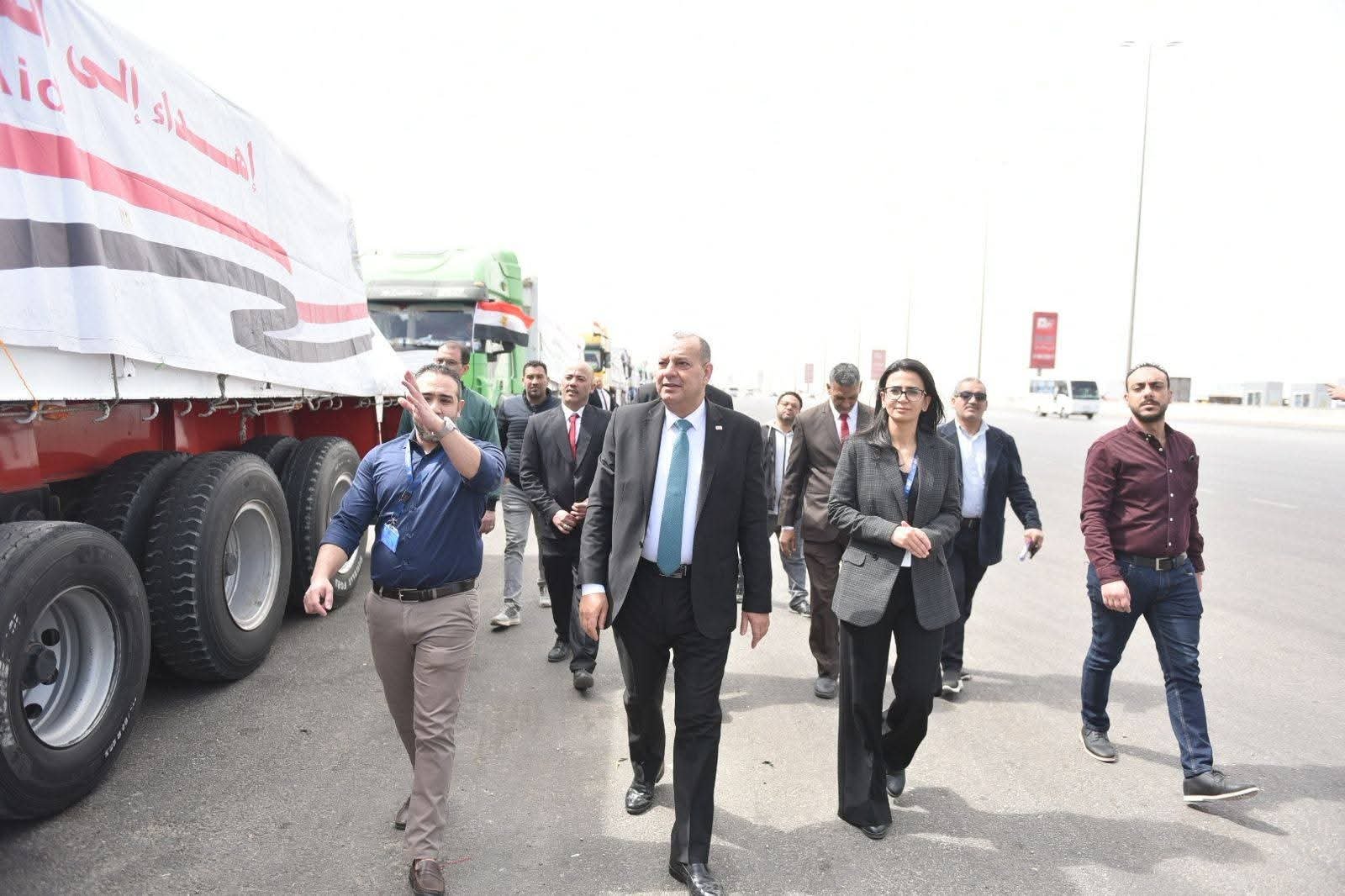 وزير التموين : إطلاق القافلة رقم (16) من المساعدات الإغاثية العاجلة إلى قطاع غزة بالتعاون مع هيئة الإغاثة الكاثوليكية