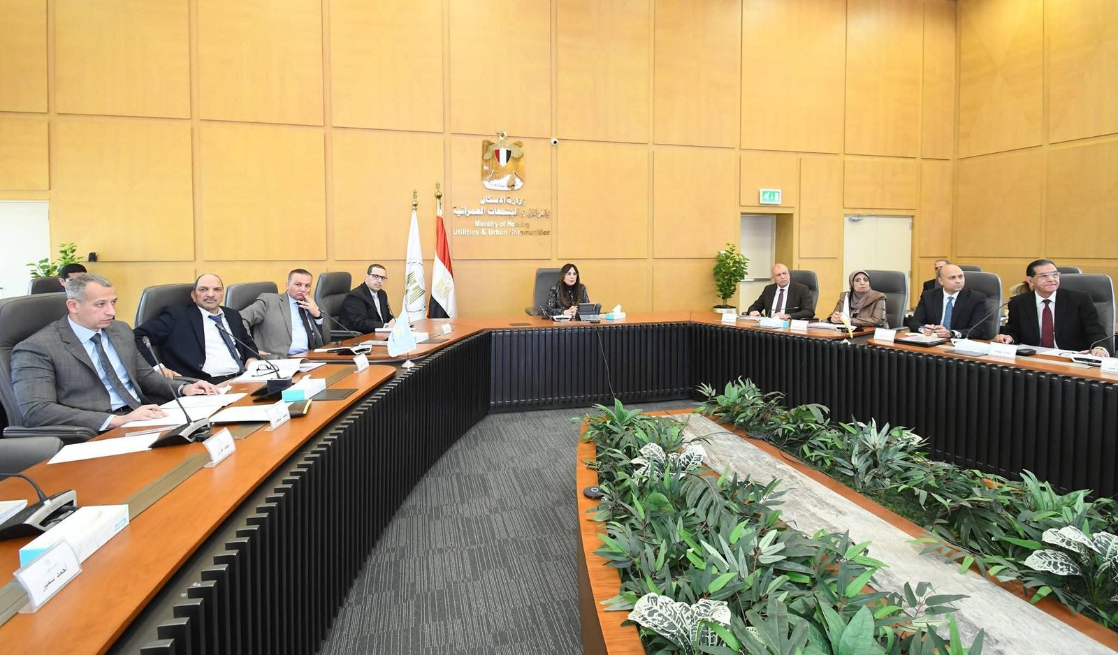 وزيرة الإسكان تترأس الاجتماع الثاني لمجلس إدارة الجهاز القومي لتنظيم الإعلانات على الطرق العامة