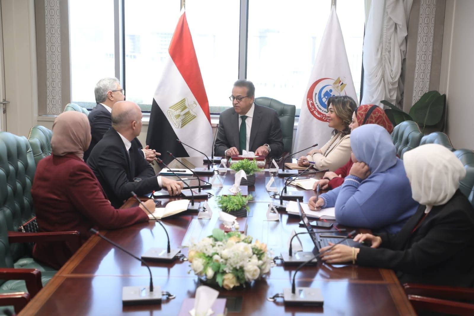 عبدالغفار يبحث مع وفد شركة عبدي إبراهيم التركية تعزيز التعاون وفرص الاستثمار في صناعة الدواء المصرية 2 عبدالغفار يبحث مع وفد شركة عبدي إبراهيم التركية تعزيز التعاون وفرص الاستثمار في صناعة الدواء المصرية