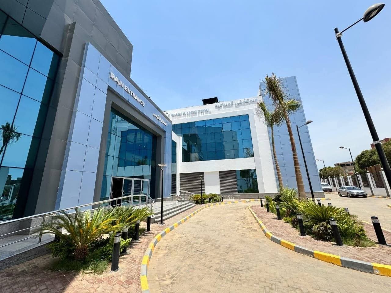 لأول مرة بمستشفى السباعية المركزي بأسوان .. إجراء جراحة تثبيت كسر بالساق بتقنية المسمار النخاعي 