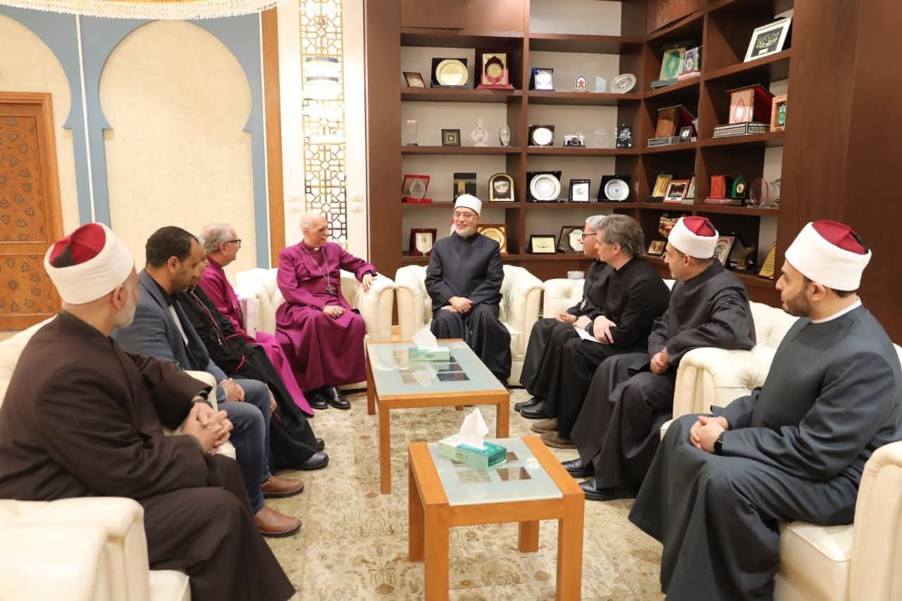 مفتي الجمهورية يستقبل وفد الكنيسة الأسقفية لتقديم التهنئة بعيد الفطر المبارك