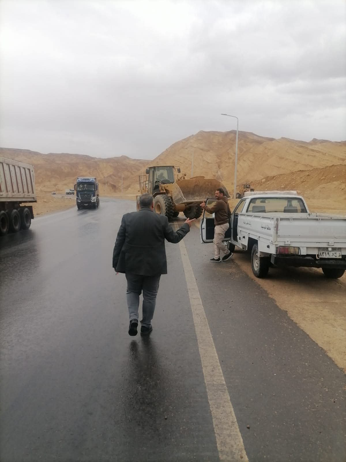 محافظ جنوب سيناء يكلف رؤساء المدن والأجهزة المعنية برفع درجة الاستعداد القصوى 