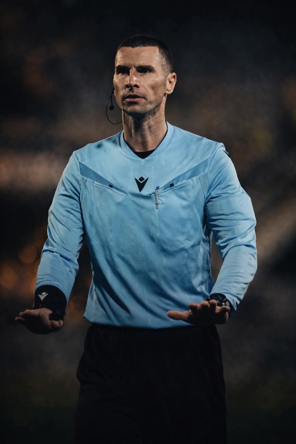 صافرة أوروبية لمواجهة قوية.. كاباكوف حكمًا لودية مصر وإسبانيا