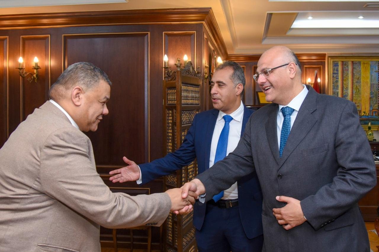 محافظ الإسكندرية يلتقي مجلس نقابة الصحفيين ويؤكد: الإعلام شريك أساسي في دعم مسيرة التنمية