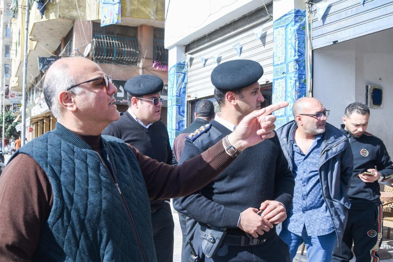 ضربات حاسمة للمخالفين.. محافظ الإسكندرية يقود حملات مكبرة لغلق المقاهي غير المرخصة ورفع الإشغالات