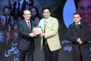 محمد صبحي يكرم نجوم الزمن الجميل: “أنتم ضمير الفن الحقيقي" ويعلق هناك غائبون وهناك مغيبون