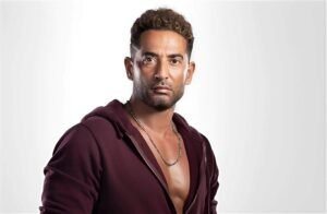 عمرو سعد يثير الجدل ثم يعتذر: «مكانش المفروض أقول إني الأعلى مشاهدة» 3 عمرو سعد يثير الجدل ثم يعتذر: «مكانش المفروض أقول إني الأعلى مشاهدة»