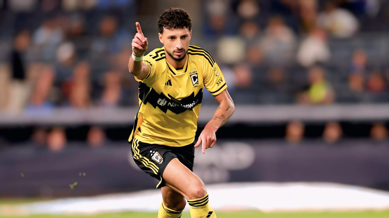 كولومبوس كرو يعلن نجاح جراحة وسام أبو علي وفترة غيابه