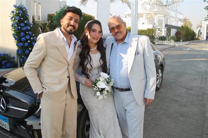 لحظات مليئةبالفرحة والسعادة..الفنان محمد رضوان يحتفل بخطوبة ابنته 