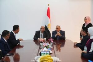 وزير العمل يختتم جولته بالإسماعيلية بتسليم عقود عمل للشباب وذوي الهمم ودعم الاستثمار 4 وزير العمل يختتم جولته بالإسماعيلية بتسليم عقود عمل للشباب وذوي الهمم ودعم الاستثمار