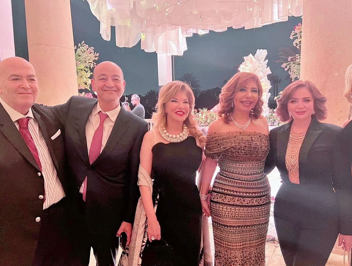 إلهام شاهين تهنئ عمرو أديب ولميس الحديدي بخطوبة نجلهما نور 2 إلهام شاهين تهنئ عمرو أديب ولميس الحديدي بخطوبة نجلهما نور