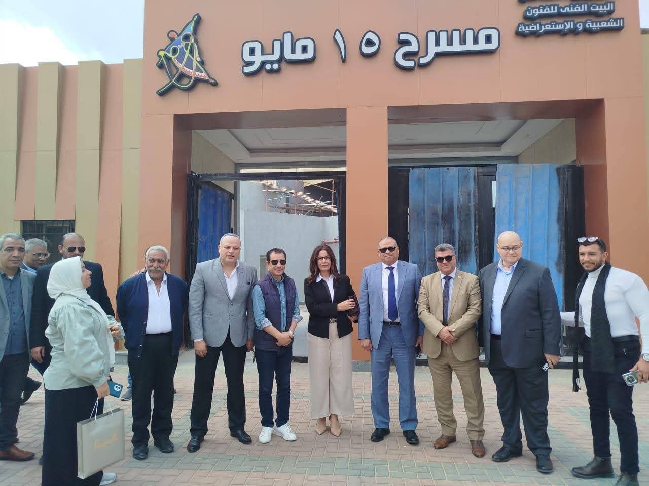 وزيرة الثقافة تتفقد مسرح وسيرك 15 مايو تمهيدًا لافتتاحه الشهر المقبل