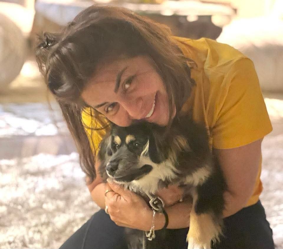 منة فضالي تهنئ المصريين بشم النسيم وتؤكد روح الوحدة بين المسلمين والمسيحيين