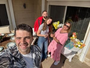 ليلى علوي تهنئ جمهورها بعيد الفصح برسالة مؤثرة