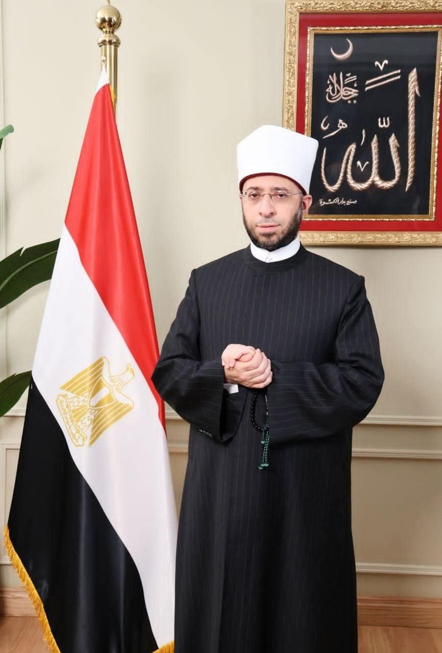 وزير الأوقاف يهنئ حاتم نبيل بتجديد التكليف رسميًا 4 وزير الأوقاف يهنئ حاتم نبيل بتجديد التكليف رسميًا