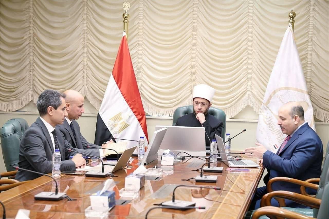 وزير الأوقاف يعقد اجتماعًا لمتابعة أعمال الحوكمة الرقمية الشاملة للوزارة 3 وزير الأوقاف