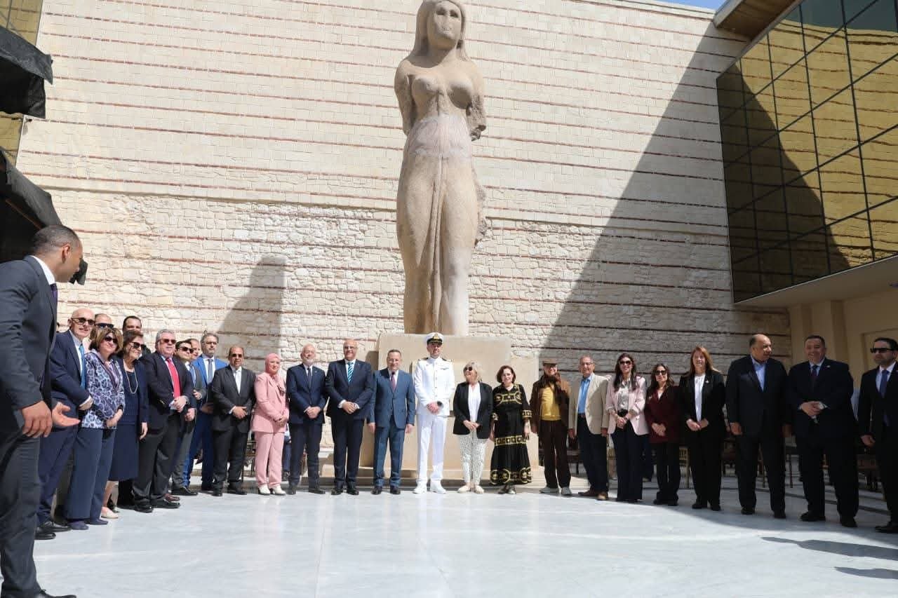 وزير التعليم العالي ومحافظ الإسكندرية يشهدان انطلاق احتفالية "الإسكندرية مولد مدينة عالمية" 