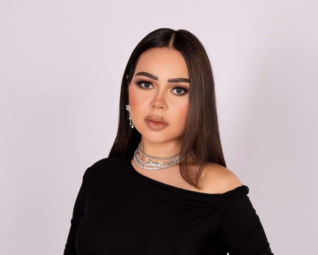 أسما إبراهيم تدعم زوجها في أزمته الأخيرة