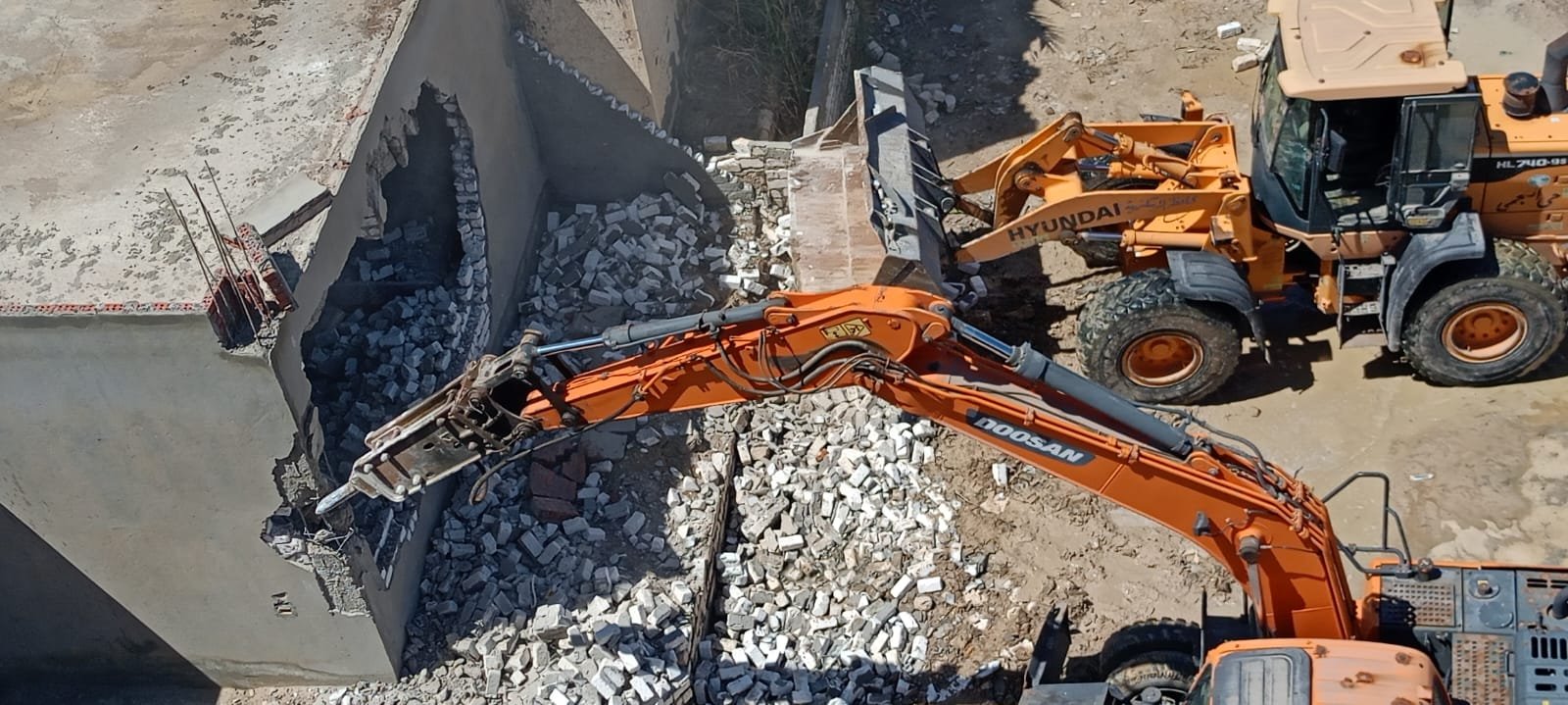 محافظ الإسكندرية يقود حملة 