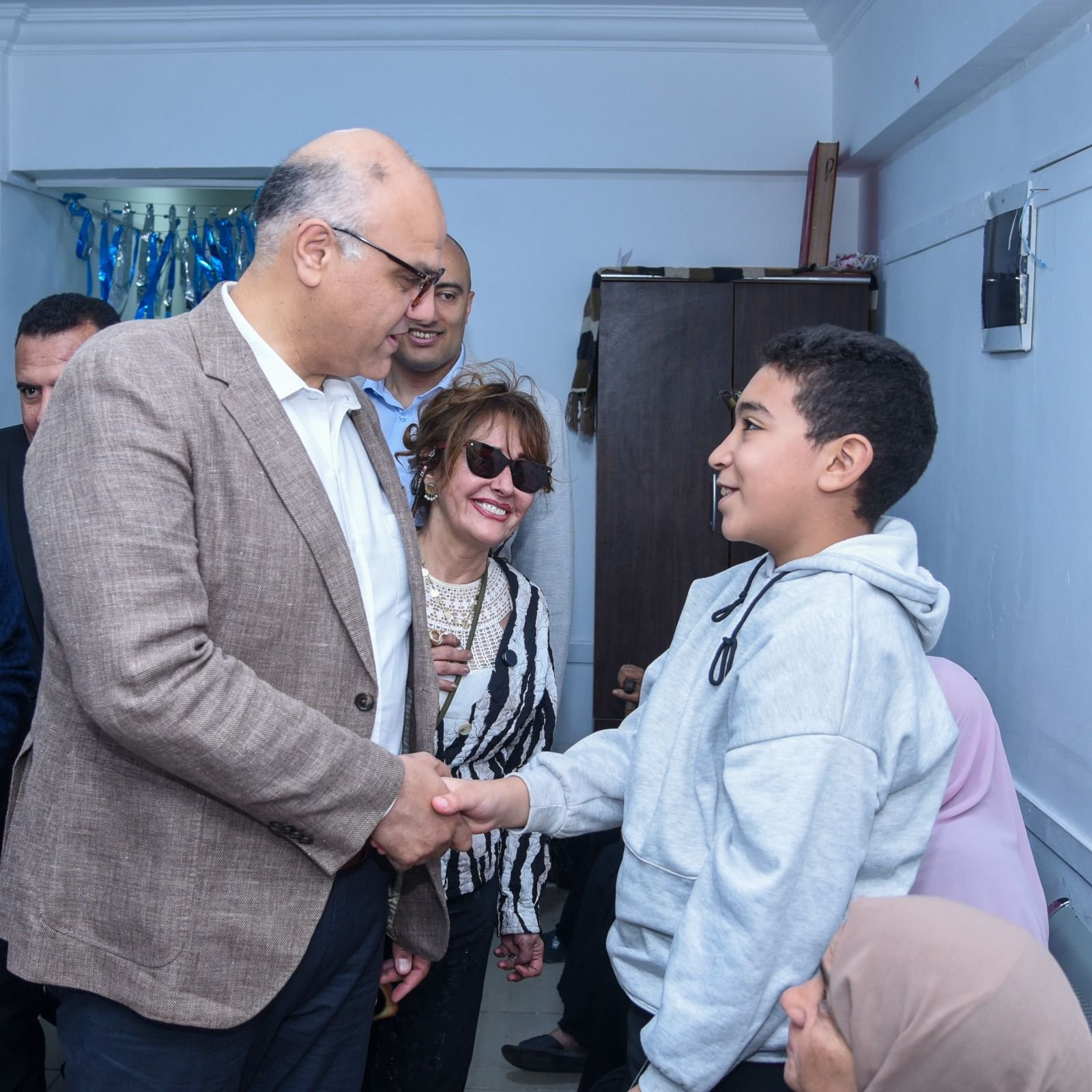 قافلة "بسمة أمل" ترسم البسمة في كرموز.. خدمات طبية مجانية ومبادرات إنسانية لدعم الأكثر احتياجًا بالإسكندرية