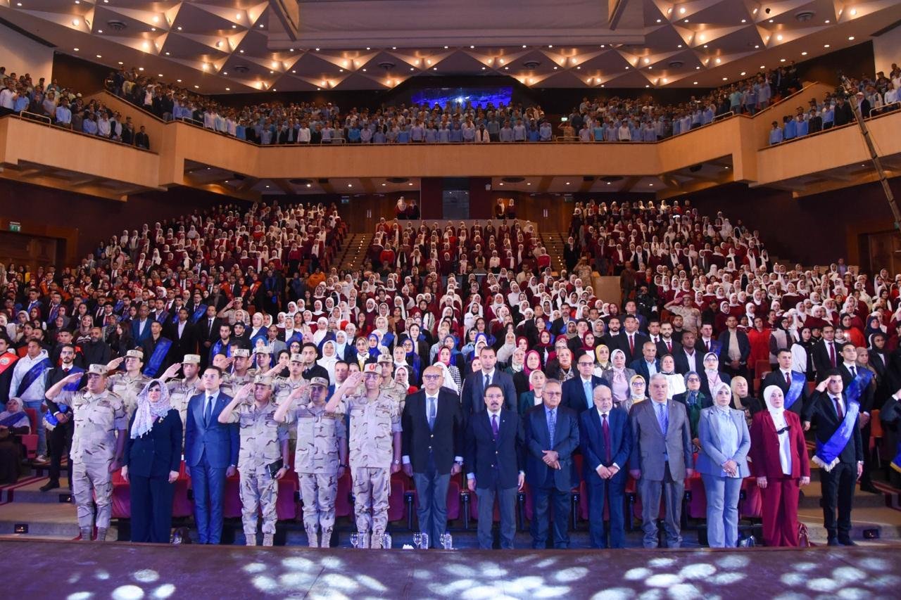 محافظ الإسكندرية يشهد الندوة التثقيفية المجمعة التاسعة بمكتبة الإسكندرية بحضور طلاب الجامعات